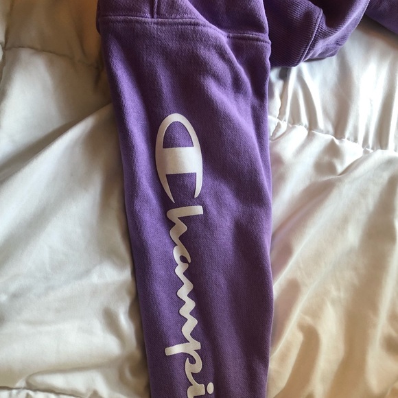 Women’s reverse weave champion hoodie - Picture 9 of 10